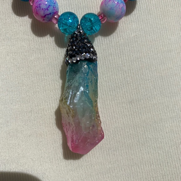 Bright Beaded Necklace - Picture 3 of 4
